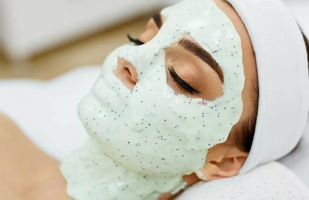 Альгинатная маска — Чистка лица в Казани